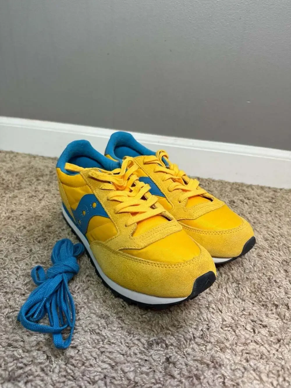 Saucony Jazz Original Vintage Sneakers in Yellow/Blue